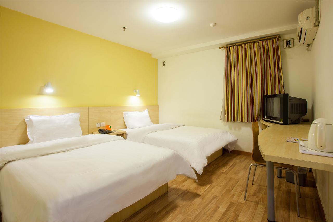 7Days Inn Beijing Yanqing Walmart Bagian luar foto