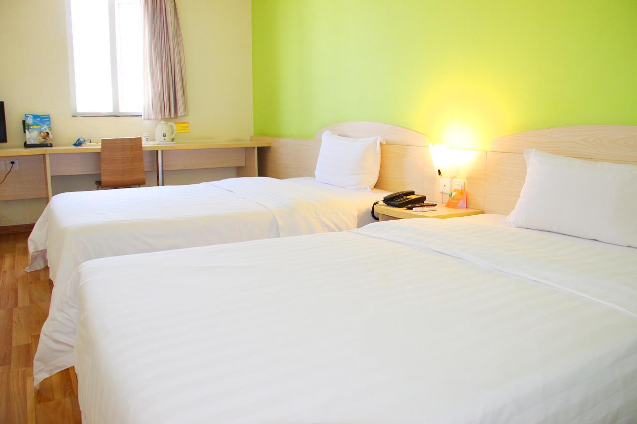 7Days Inn Beijing Yanqing Walmart Bagian luar foto