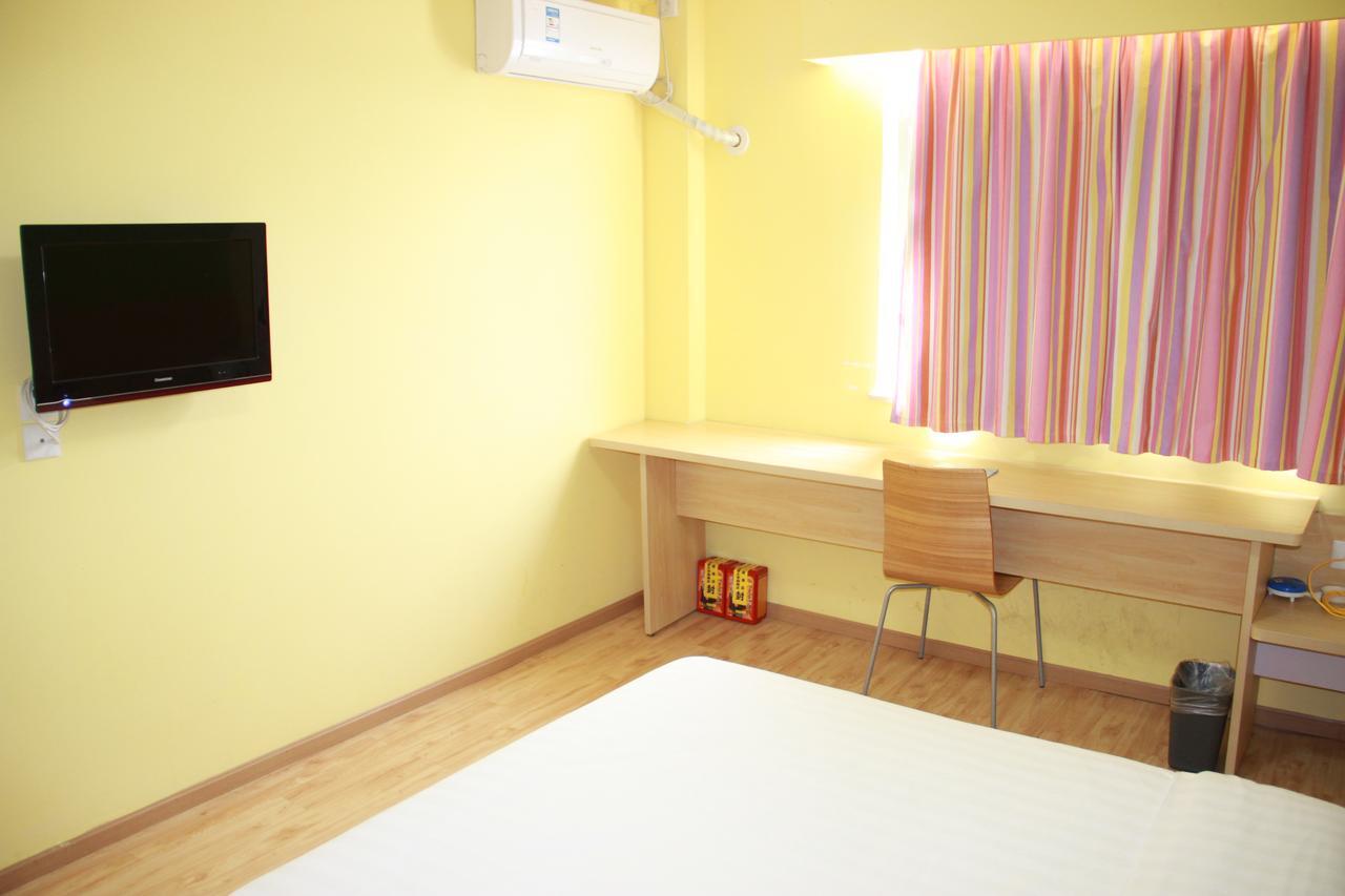 7Days Inn Beijing Yanqing Walmart Bagian luar foto